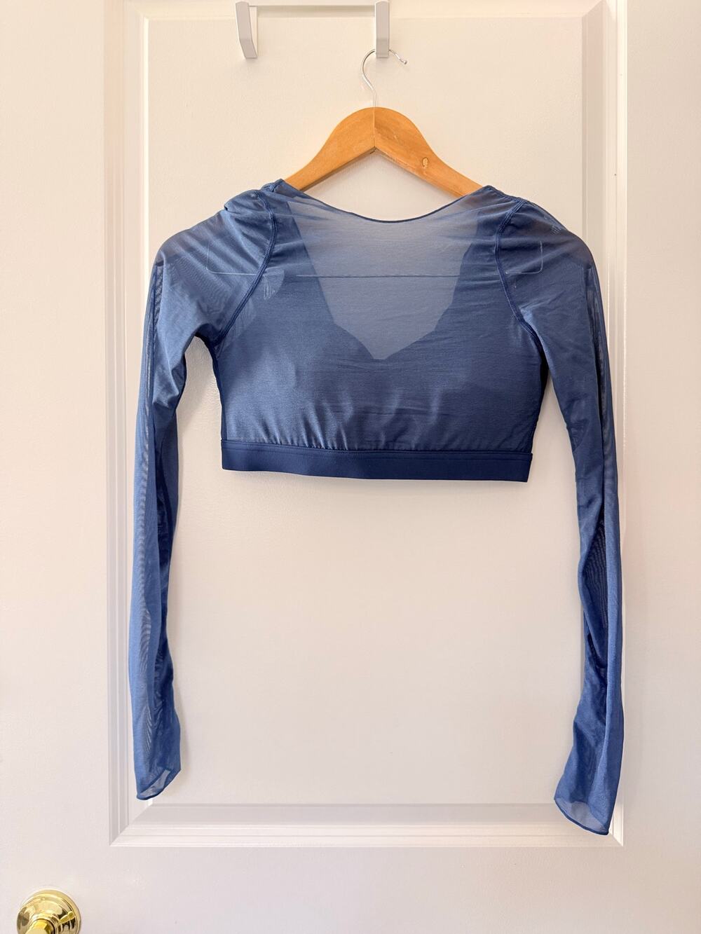 Popflex Coquette Long Sleeve Mesh Bra in Sapphire Small Pilate Gym